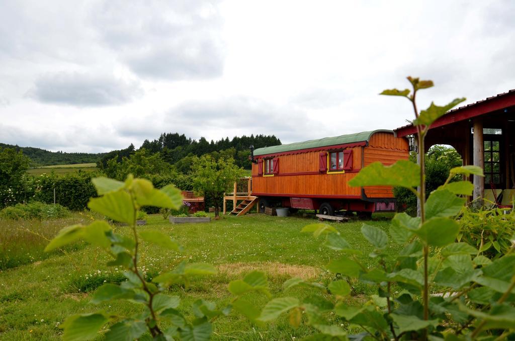 Villa La Roulotte De La Fay Dompierre-les-Ormes Zimmer foto