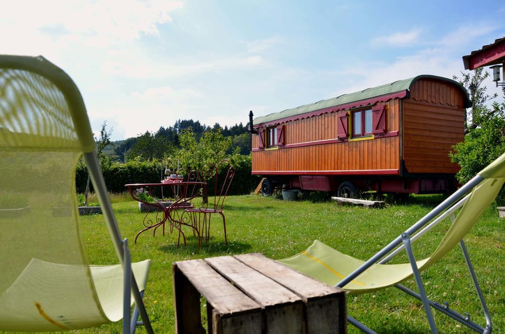 Villa La Roulotte De La Fay Dompierre-les-Ormes Zimmer foto