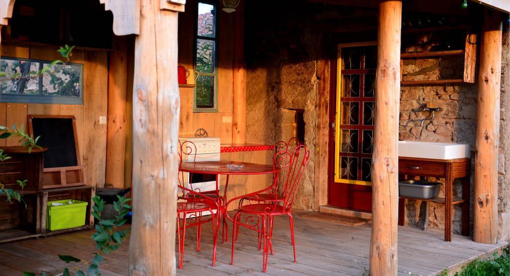 Villa La Roulotte De La Fay Dompierre-les-Ormes Zimmer foto