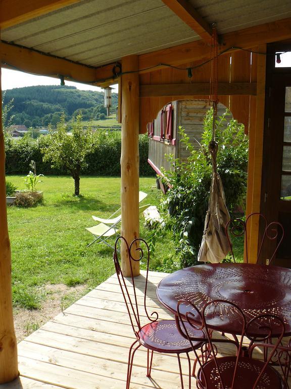 Villa La Roulotte De La Fay Dompierre-les-Ormes Zimmer foto